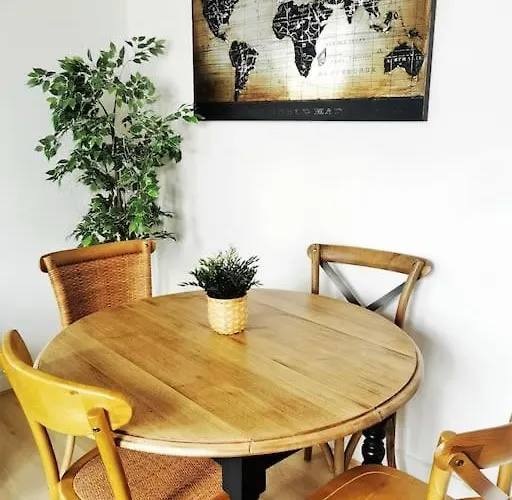 Mademoiselle De Champmesle * Руан